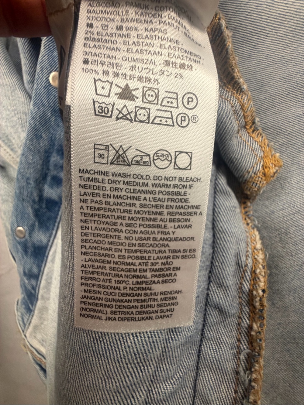 Levi's Light Wash Blue Denim Jacket - Picture 5 of 13